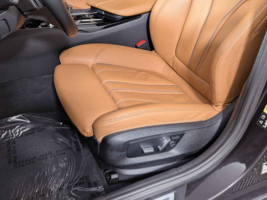 Certified 2023 BMW 530i xDrive w/ Premium Package AWD/4WD image 21