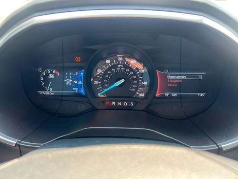 Used 2017 Ford Edge Titanium w/ Equipment Group 302A AWD/4WD image 17