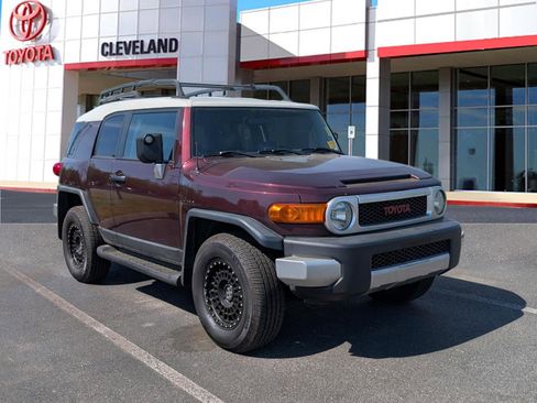 Used 2007 Toyota FJ Cruiser 4WD image 2