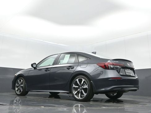 Certified 2025 Honda Civic Sport image 17
