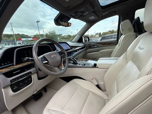 Used 2021 Cadillac Escalade Sport Platinum w/ Heavy-Duty Trailer Package image 16