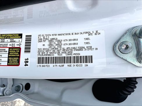 Used 2024 Toyota Tacoma TRD Sport w/ TRD Sport Upgrade Package image 37