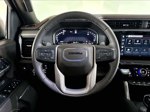 Used 2025 GMC Sierra 1500 Denali RWD image 18