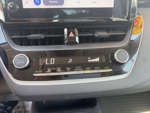 Used 2023 Toyota Corolla LE image 16