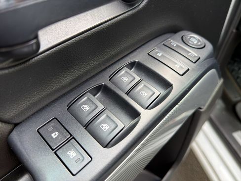 Used 2018 Chevrolet Silverado 1500 LT w/ All Star Edition image 15