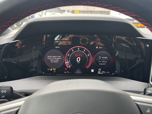 Used 2025 Volkswagen GTI Autobahn image 28