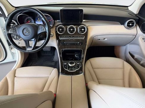 Used 2018 Mercedes-Benz GLC 300 4MATIC image 13