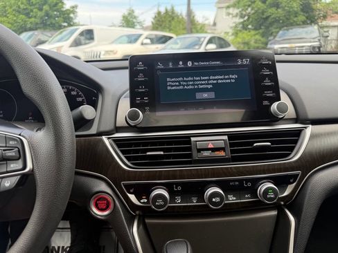 Used 2020 Honda Accord EX image 27