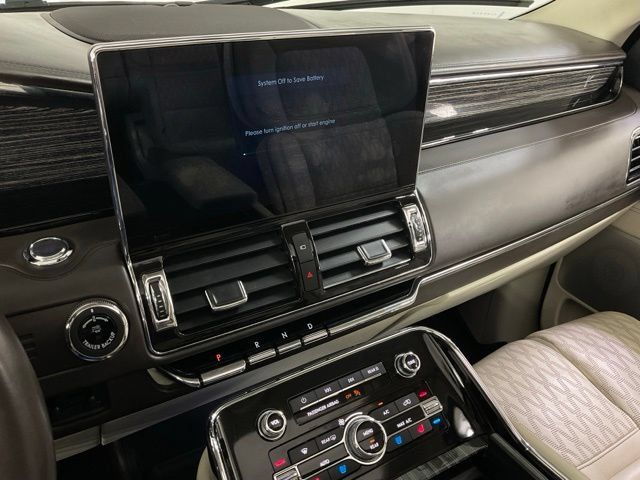 Used 2022 Lincoln Navigator L Black Label AWD/4WD image 10