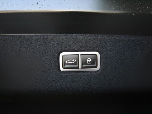 Used 2023 Hyundai Ioniq 6 SEL RWD image 31