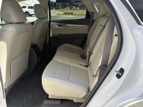 Used 2021 Cadillac XT5 Premium Luxury image 21