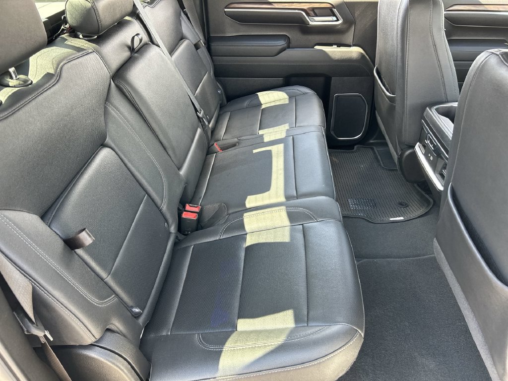 Used 2023 GMC Sierra 1500 SLT w/ SLT Premium Package AWD/4WD image 26