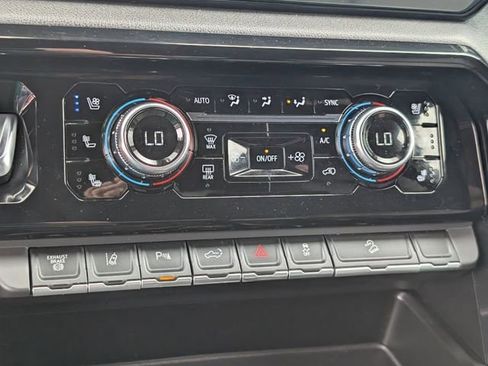 Certified 2024 GMC Sierra 2500 AT4 w/ AT4 Preferred Package image 15