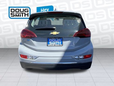 Used 2021 Chevrolet Bolt LT FWD image 28