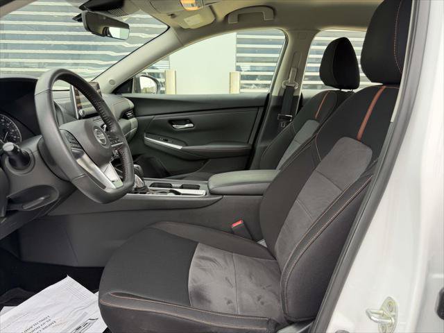 Used 2023 Nissan Sentra SR w/ Electronics Package FWD image 20