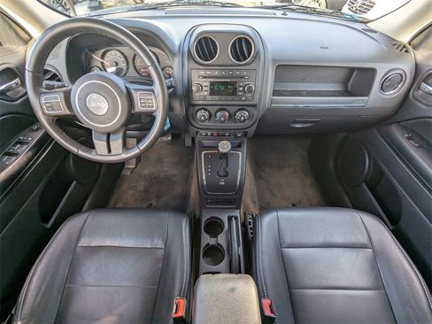Used 2016 Jeep Patriot High Altitude image 5