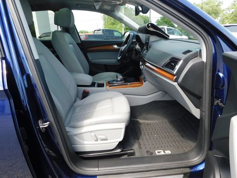 Used 2022 Audi Q5 2.0T Premium Plus AWD/4WD image 18