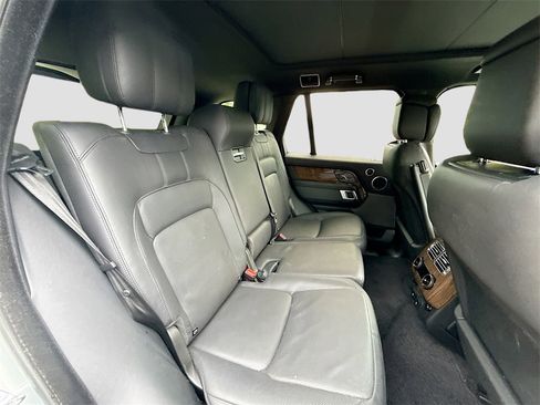 Used 2019 Land Rover Range Rover HSE image 27