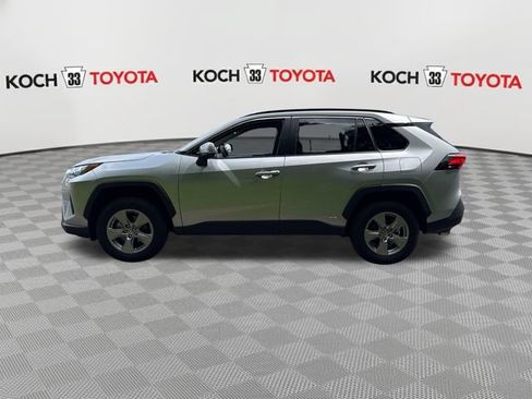 Certified 2025 Toyota RAV4 XLE AWD/4WD image 4