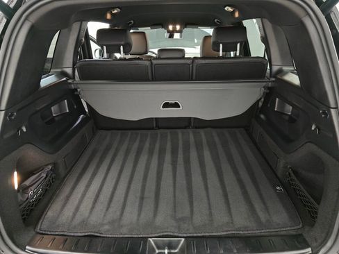 Certified 2025 Mercedes-Benz GLB 250 4MATIC image 11