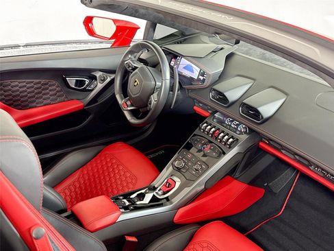 Used 2018 Lamborghini Huracan LP 580-2 image 27