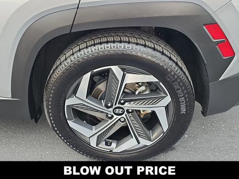 Certified 2023 Hyundai Tucson SEL w/ Convenience Package FWD image 12