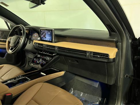 Used 2022 Lincoln Corsair Reserve w/ Elements Package AWD/4WD image 30