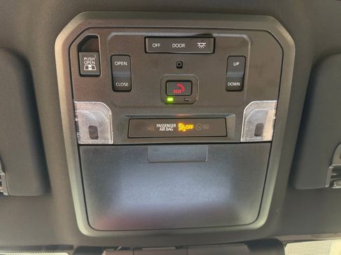 Used 2024 Toyota Tacoma Limited AWD/4WD image 43