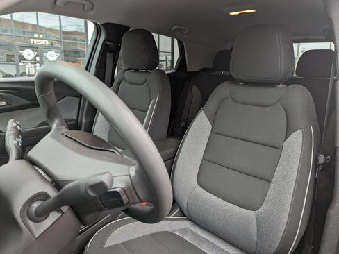 Used 2023 Chevrolet TrailBlazer LT image 14