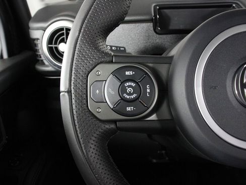 Used 2024 INEOS Grenadier Fieldmaster Edition image 12