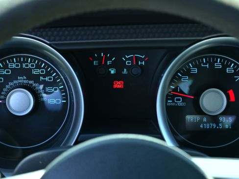 Used 2012 Ford Mustang Boss 302 w/ Boss 302 Accessory Pkg image 30