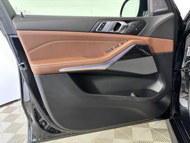 Certified 2025 BMW X5 M60i AWD/4WD image 10