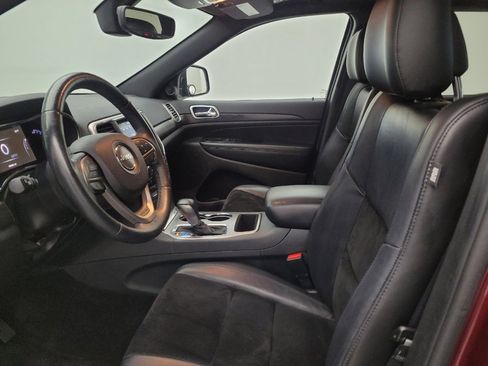 Used 2018 Jeep Grand Cherokee Altitude AWD/4WD image 17