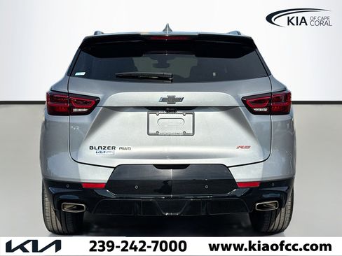 Used 2024 Chevrolet Blazer RS w/ Driver Confidence II Package image 4