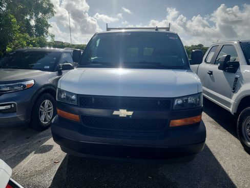 Used 2020 Chevrolet Express 2500 Extended w/ Driver Convenience Package RWD image 2