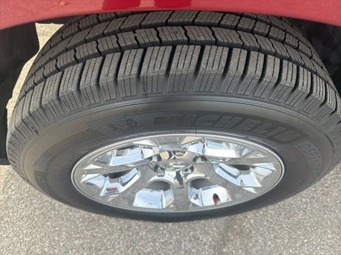 Used 2015 RAM 1500 Laramie w/ Convenience Group image 10