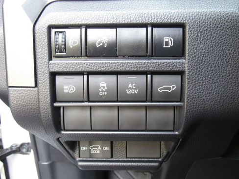 Used 2025 Toyota 4Runner TRD Off-Road Premium w/ Tow Technology Package AWD/4WD image 37