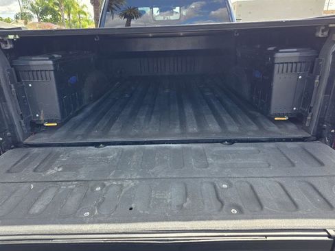 Used 2017 Ford F250 Platinum AWD/4WD image 31