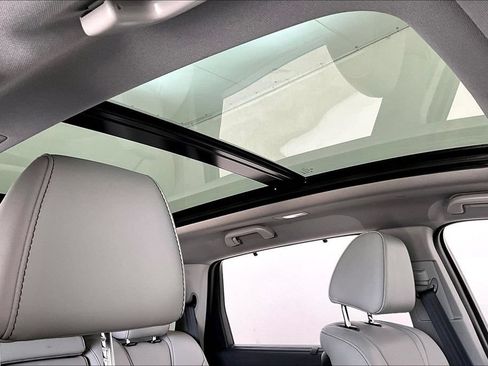 Certified 2024 Acura MDX FWD w/ Technology Package image 22
