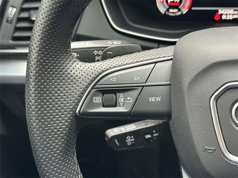 Used 2024 Audi Q5 2.0T Premium Plus w/ Premium Plus Package image 27