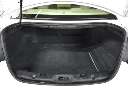 Used 2017 Ford Taurus SEL w/ Equipment Group 201A FWD image 7