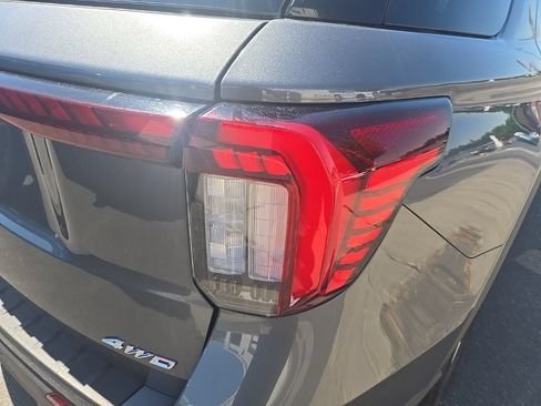Used 2026 Ford Explorer Platinum AWD/4WD image 36