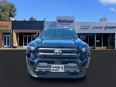 Used 2024 Toyota Tacoma SR5 AWD/4WD image 8