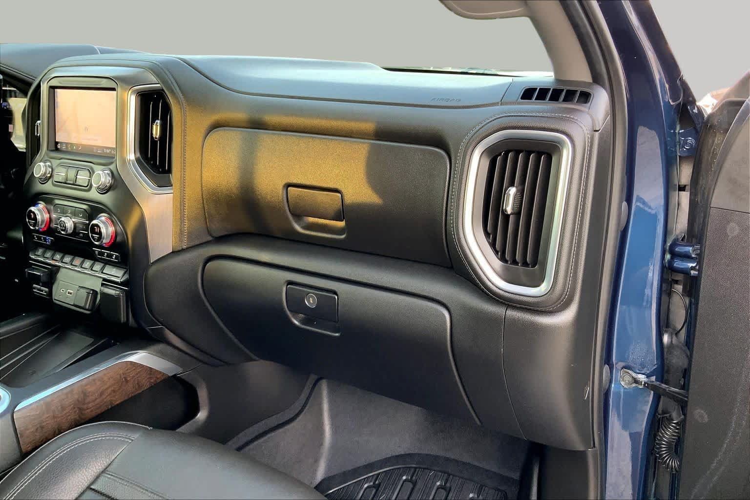 Used 2020 GMC Sierra 2500 Denali w/ Denali Ultimate Package AWD/4WD image 19