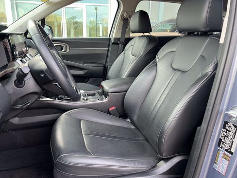 Used 2023 Kia Sorento S AWD/4WD image 18