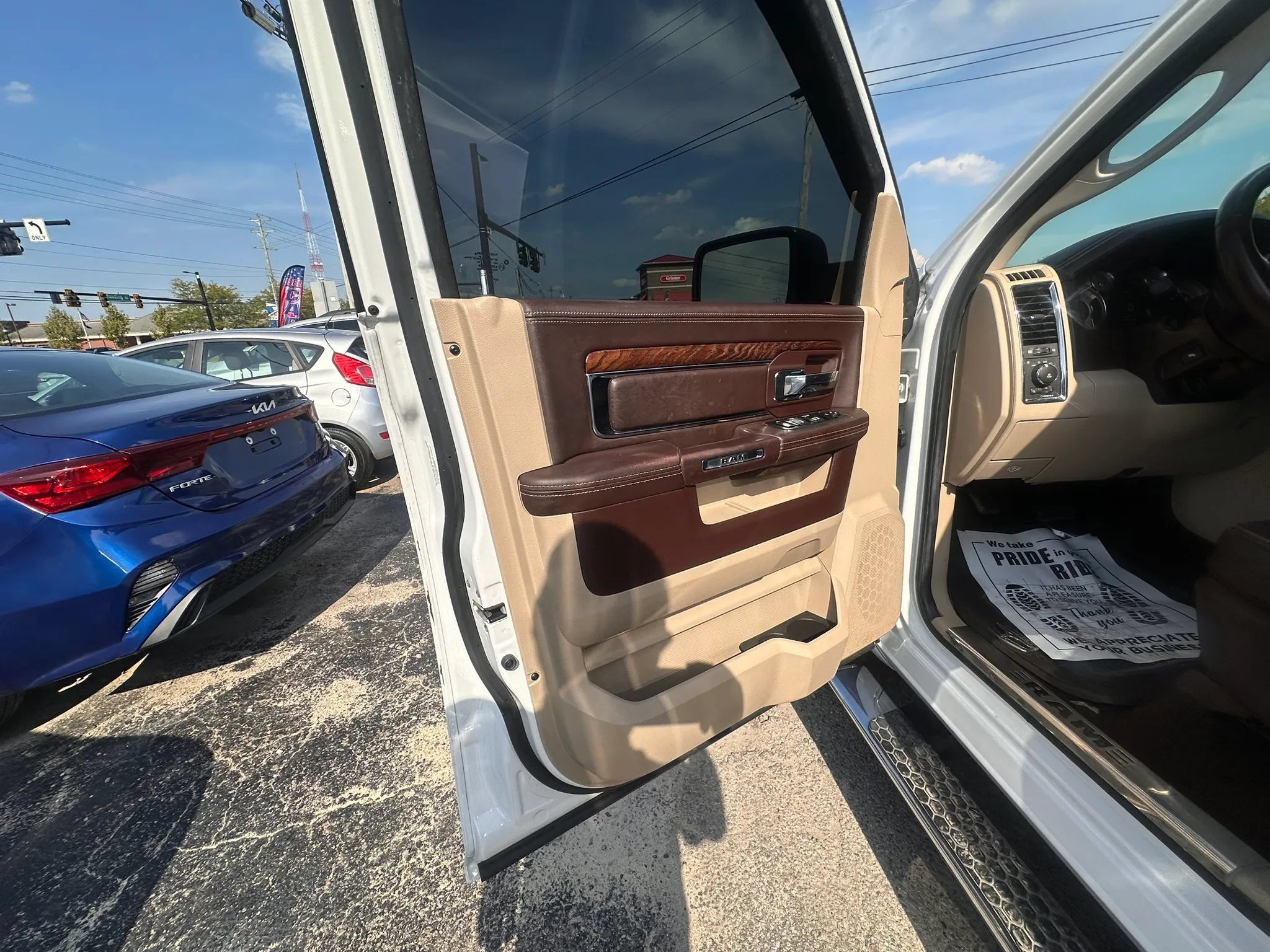 Used 2013 RAM 1500 Laramie Longhorn w/ Convenience Group AWD/4WD image 10