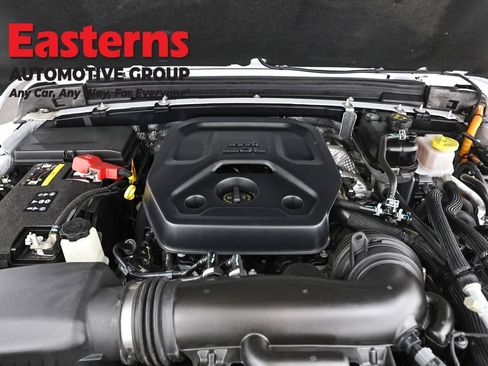 Used 2025 Jeep Wrangler Unlimited Sport S 4xe AWD/4WD image 7