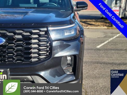 Used 2025 Ford Explorer ST-Line AWD/4WD image 7