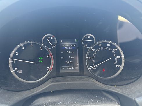 Used 2023 Lexus GX 460 Premium w/ Premium Package AWD/4WD image 9