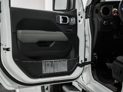 New 2026 Jeep Gladiator Mojave image 35